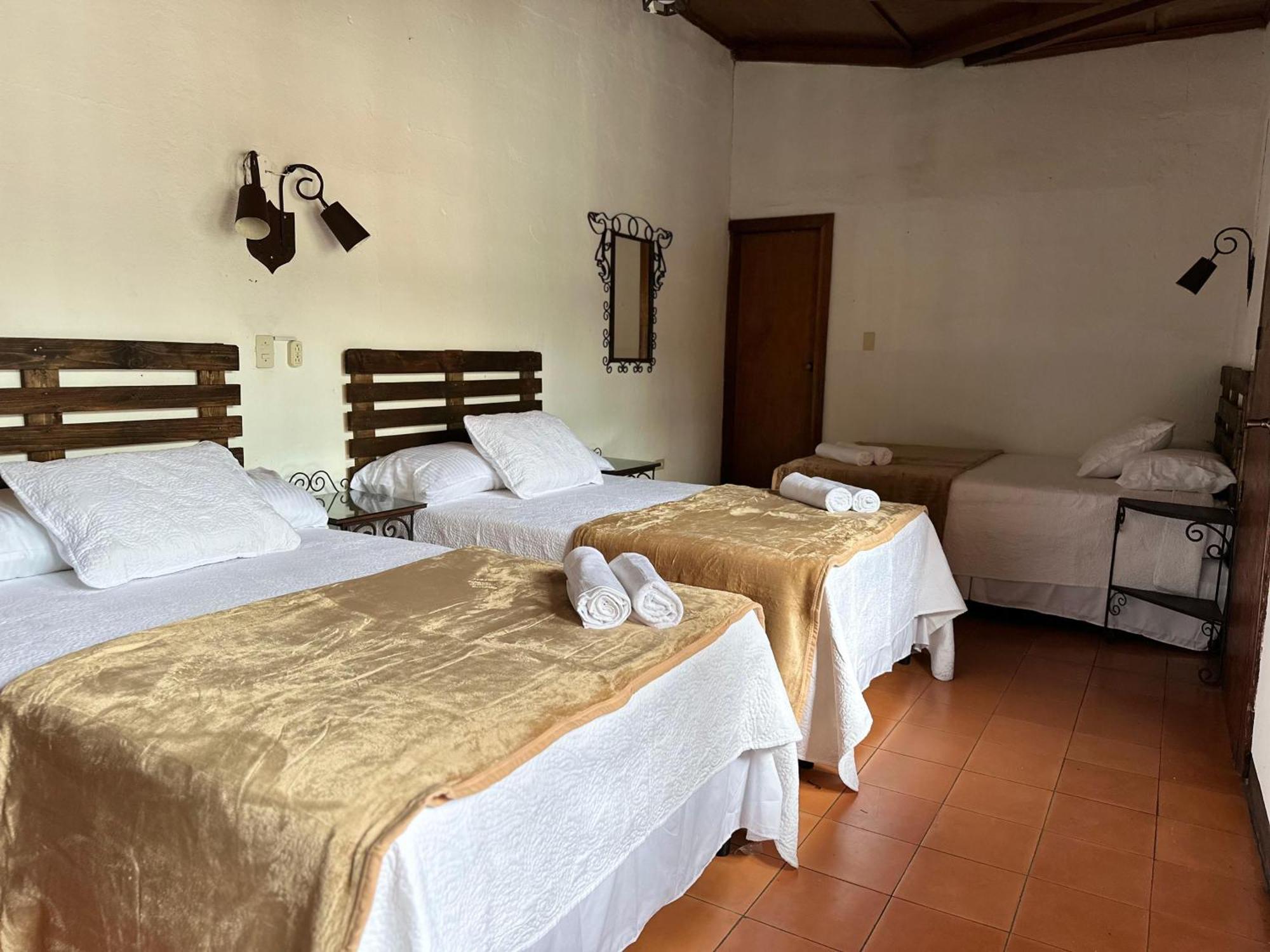 Hotel Casa Blanca Antigua Guatemala Buitenkant foto