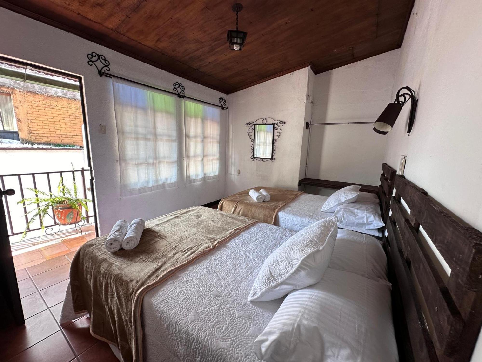 Hotel Casa Blanca Antigua Guatemala Buitenkant foto