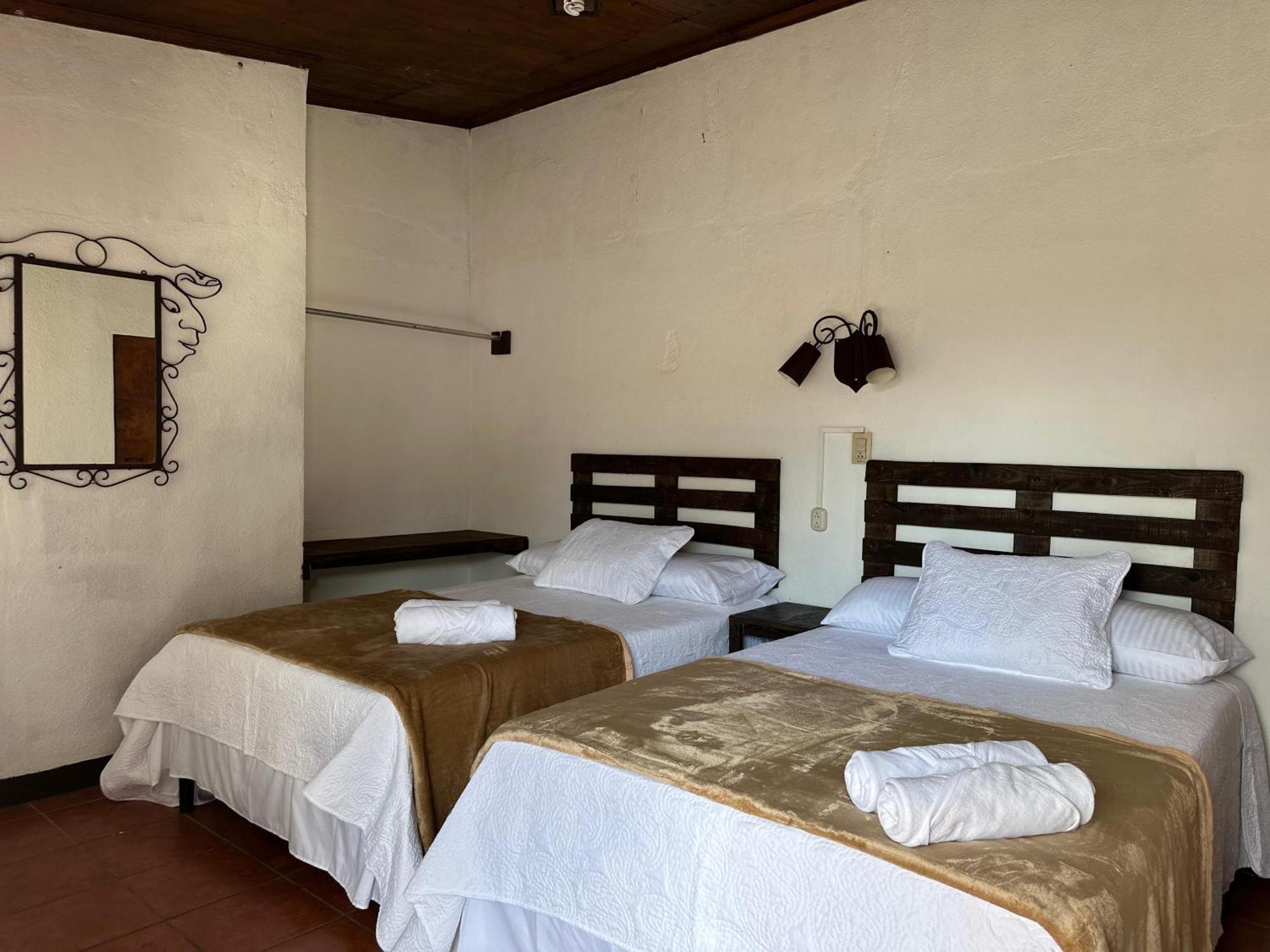 Hotel Casa Blanca Antigua Guatemala Buitenkant foto